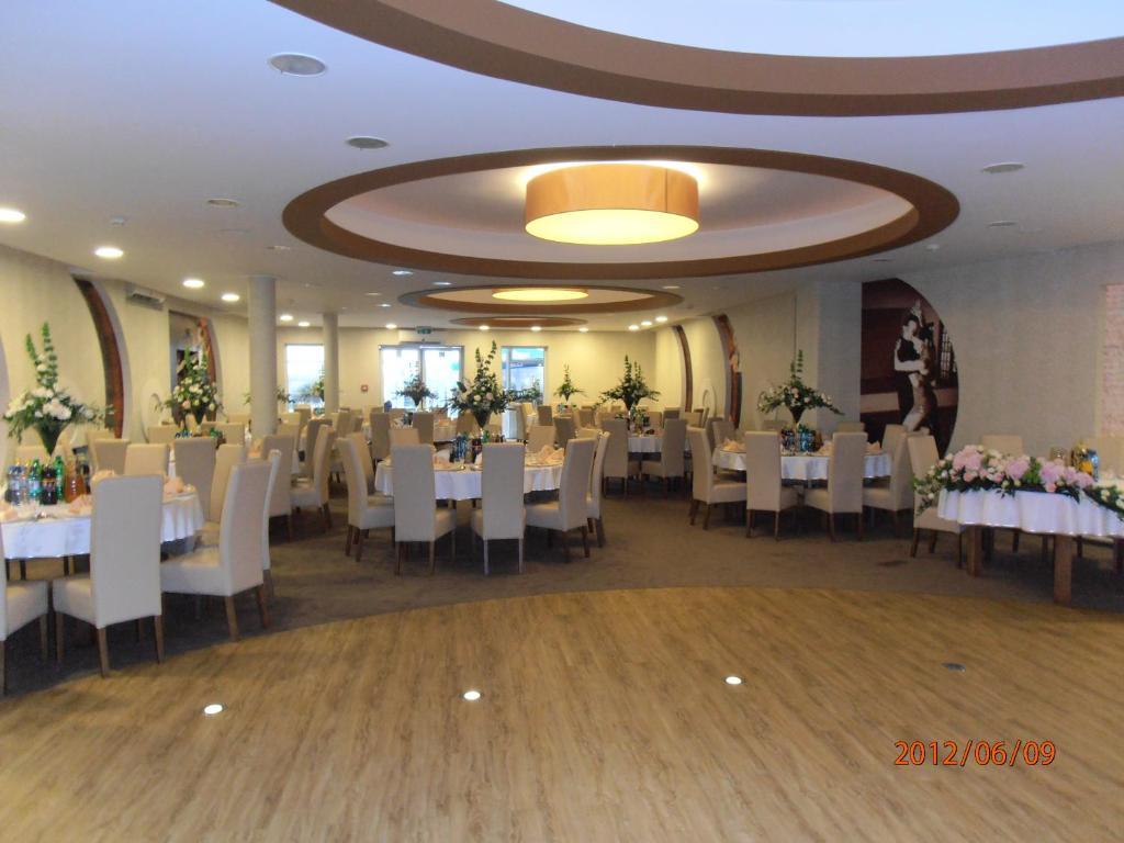 בילגוריי Hotel Dodo מראה חיצוני תמונה